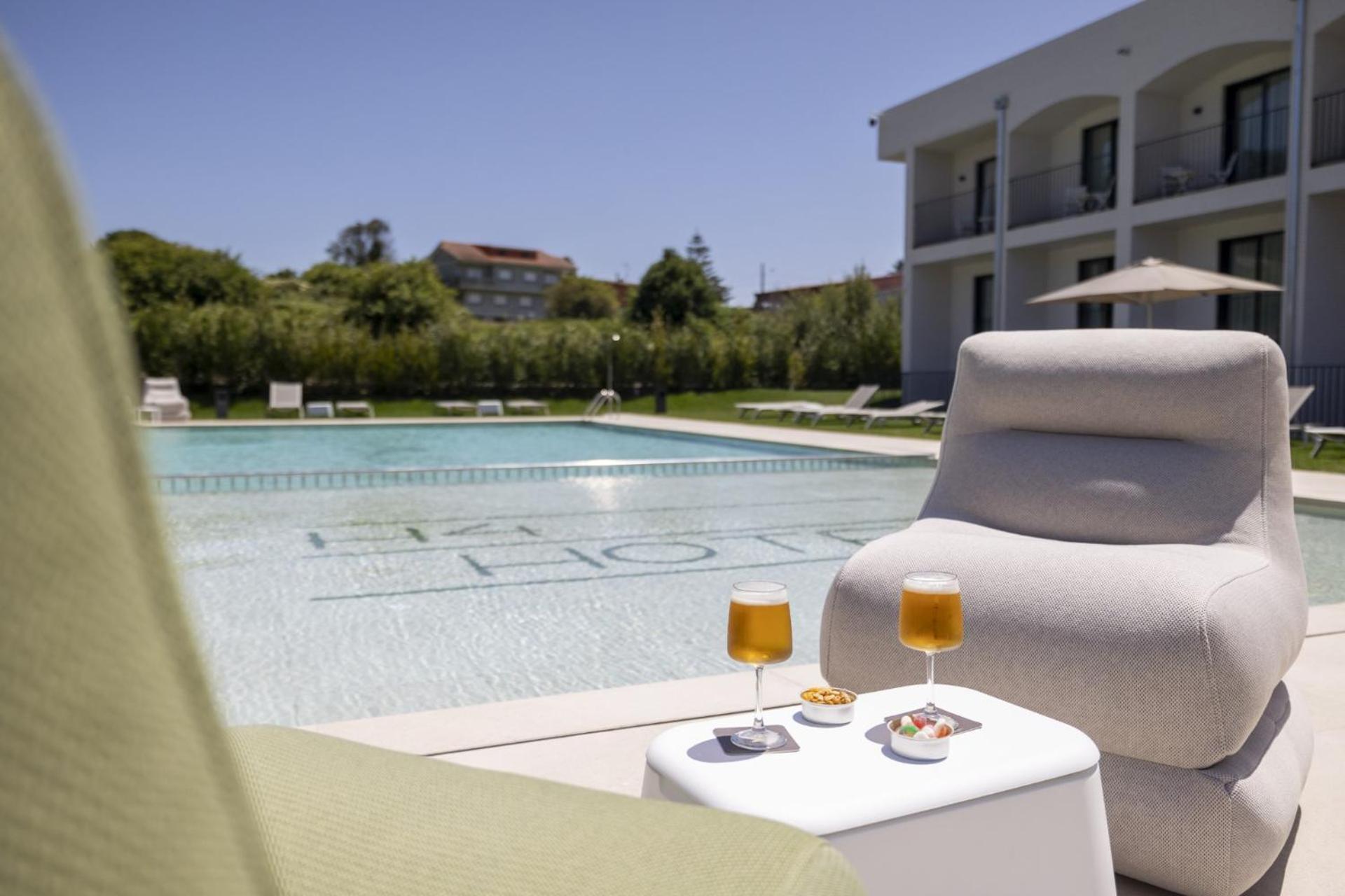 Hotel H4 Cangas 3 Superior Buitenkant foto